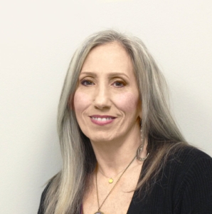 <span style="font-size: 20px;">Laurie Hoke</span>